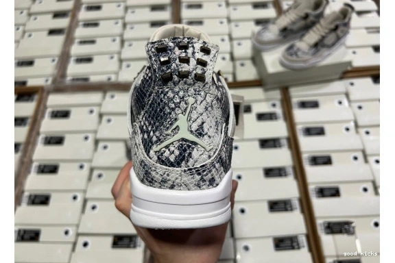  Retro Jordan  819139-030 4  Snakeskin 819139-030 0227